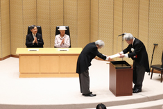   112th Award Ceremony  (Prof. Iwahashi Masaru)